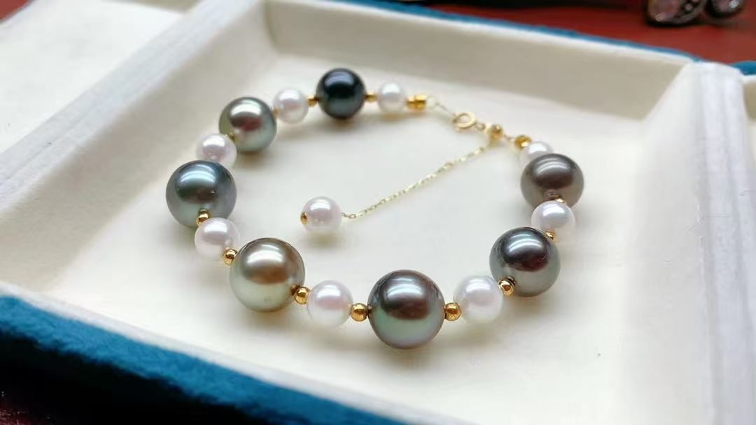akoya-tahitian-bracelet-1 Akoya and Tahitian pearl adjustable bracelet
