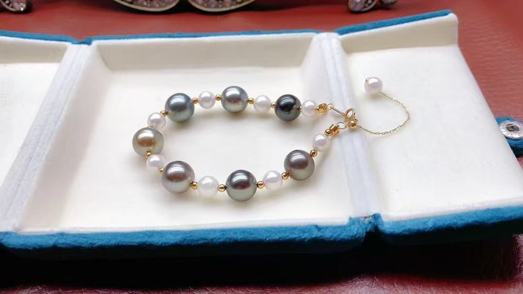 akoya-tahitian-bracelet-4 Akoya & Tahitian Pearl Adjustable Bracelet - Image 4