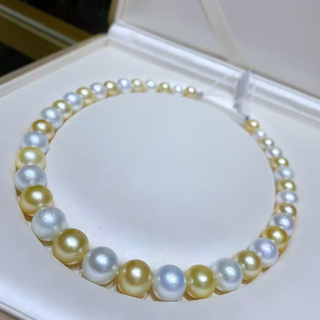 mixed-color-pearl-strand-4 Mixed-Color Pearl Strand Necklace - Image 4
