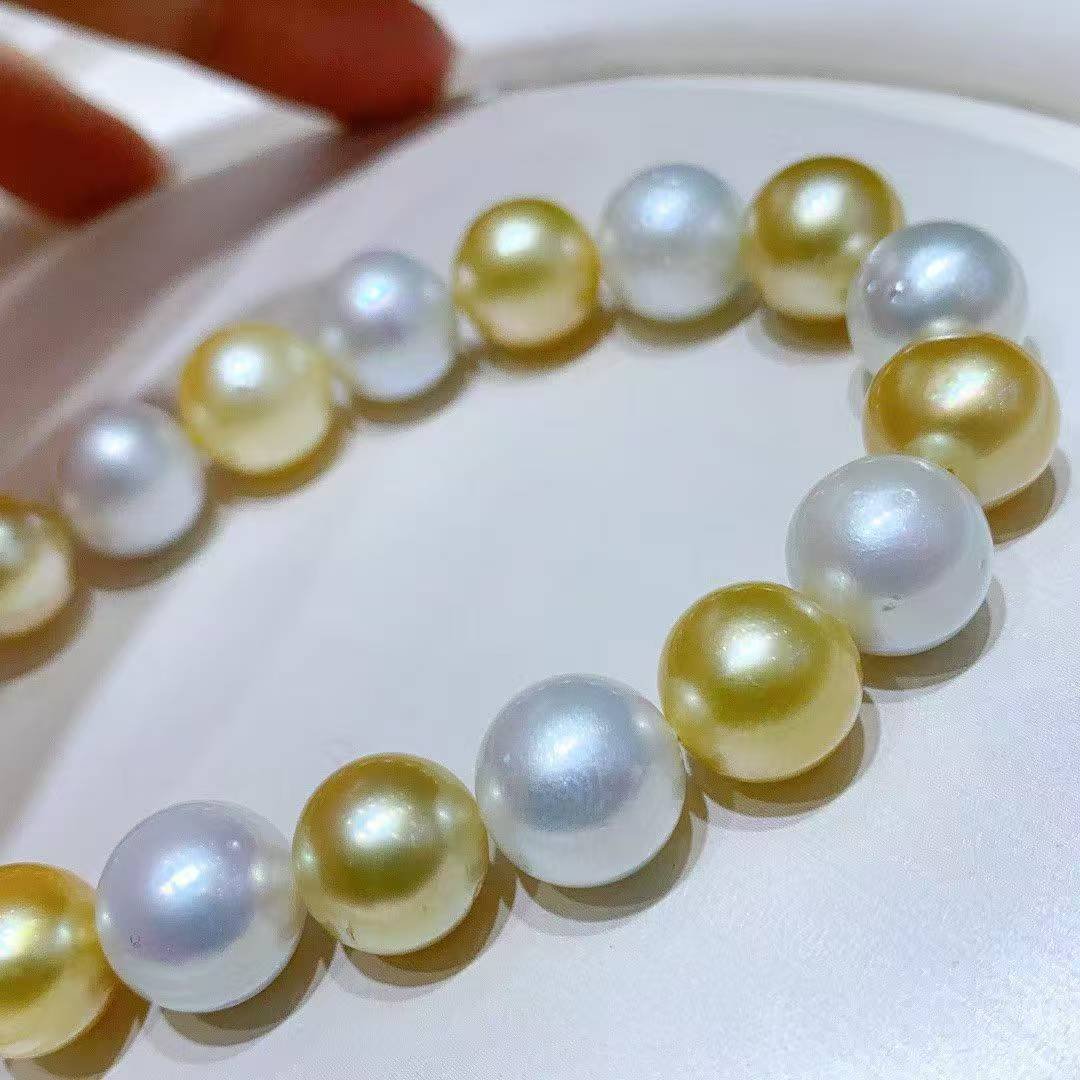 mixed-color-pearl-strand-5 Mixed-Color Pearl Strand Necklace - Image 5